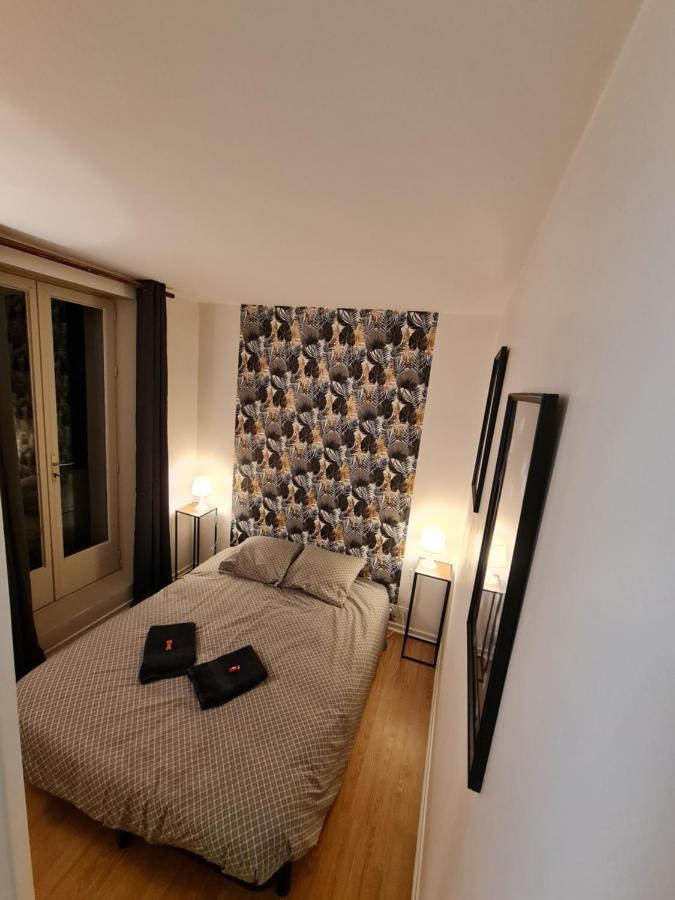 Deux Pieces Terrasse Moret-sur-Loing Exterior foto